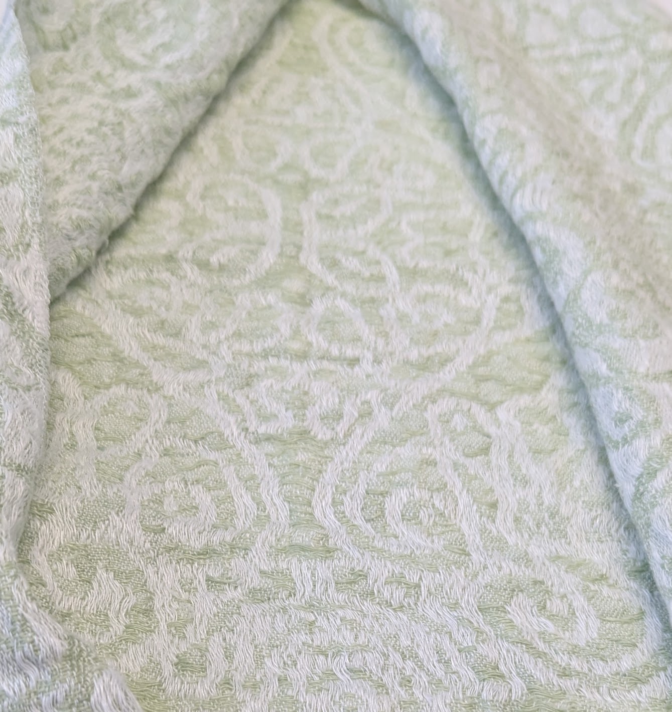 JE1221 — Apple 'organic Lace